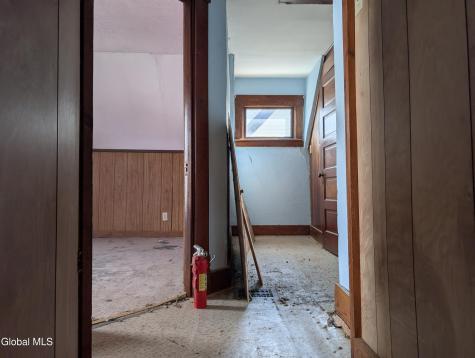 77 3rd Street Gloversville NY 12078