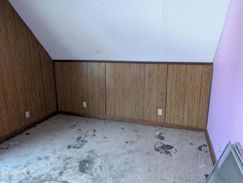 77 3rd Street Gloversville NY 12078