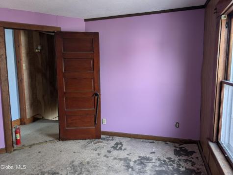 77 3rd Street Gloversville NY 12078