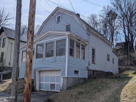 77 3rd Street Gloversville NY 12078