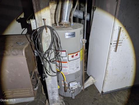 77 3rd Street Gloversville NY 12078