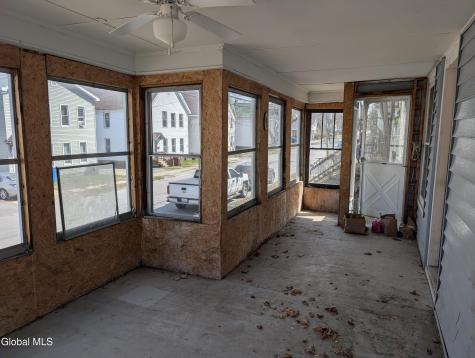 77 3rd Street Gloversville NY 12078