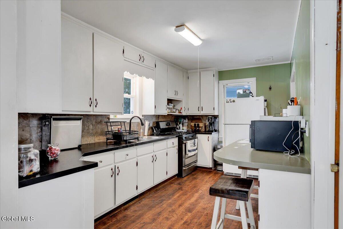 40 Leonard Street Gansevoort NY 12831