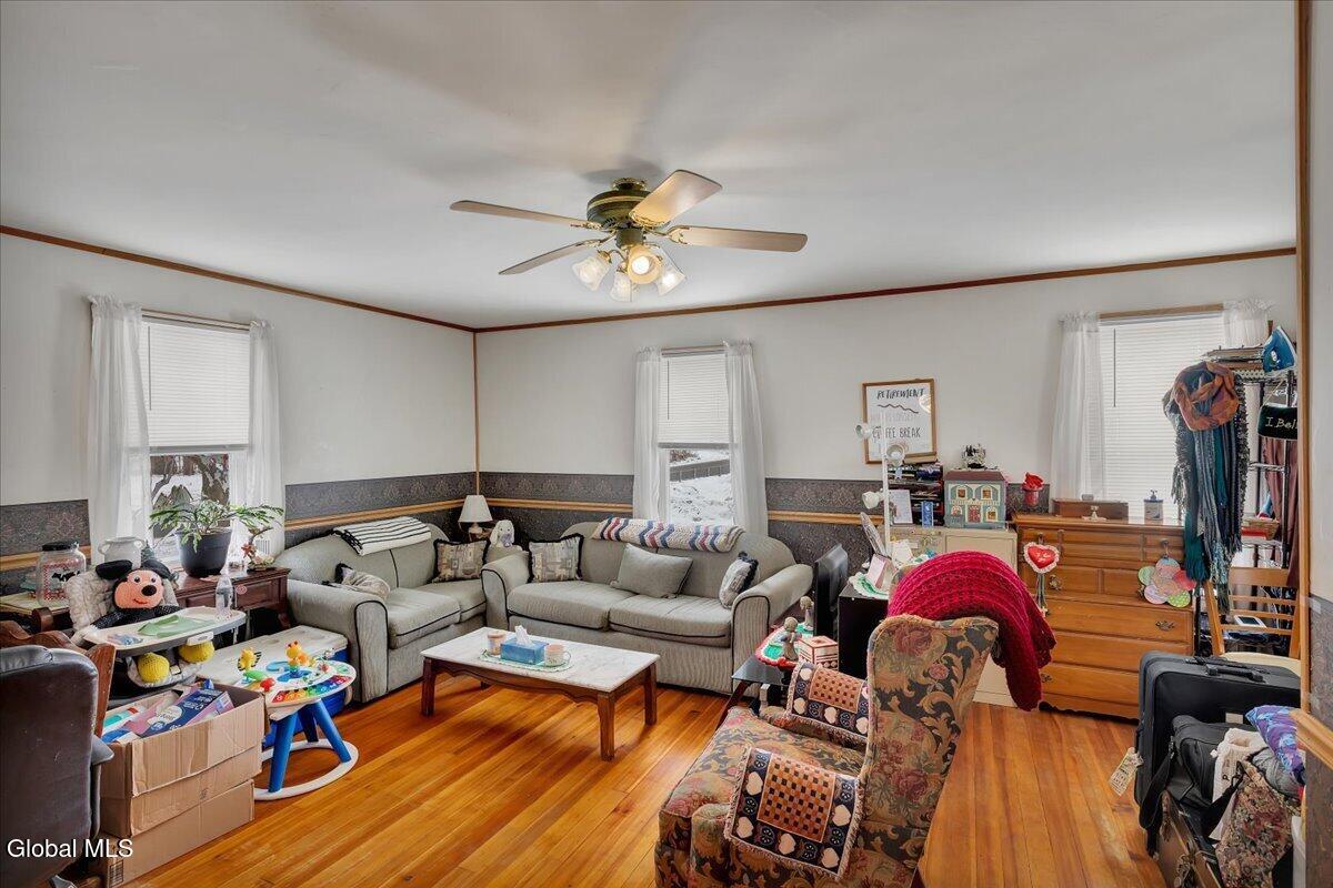 40 Leonard Street Gansevoort NY 12831