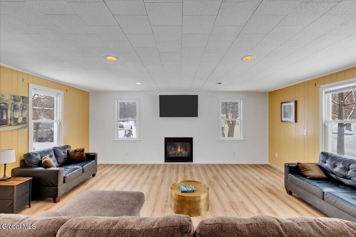 40 Leonard Street Gansevoort NY 12831