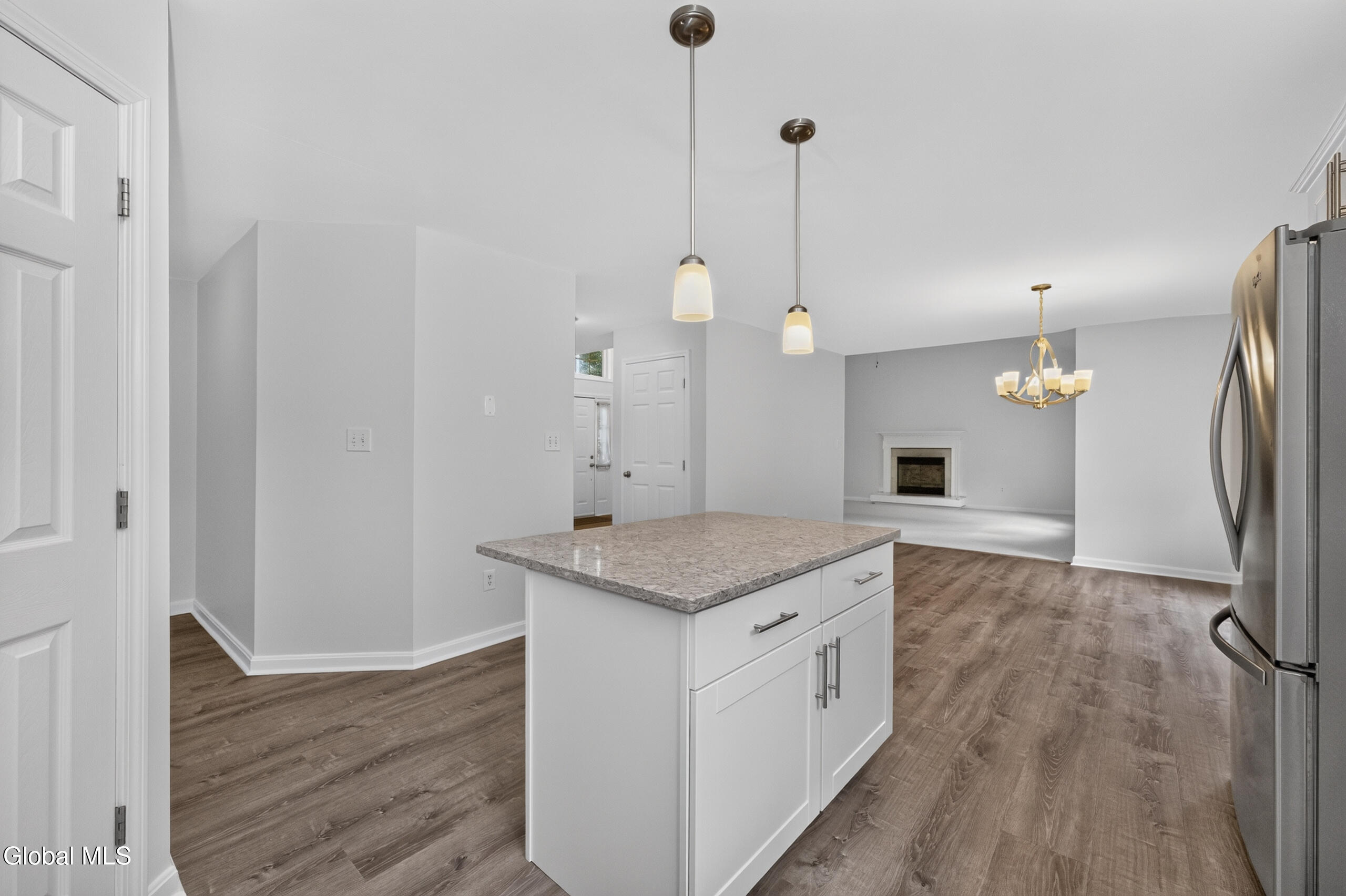 12 Four Leaf Manor Clifton Park NY 12148