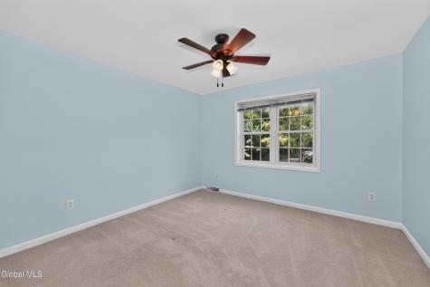 12 Four Leaf Manor Clifton Park NY 12148