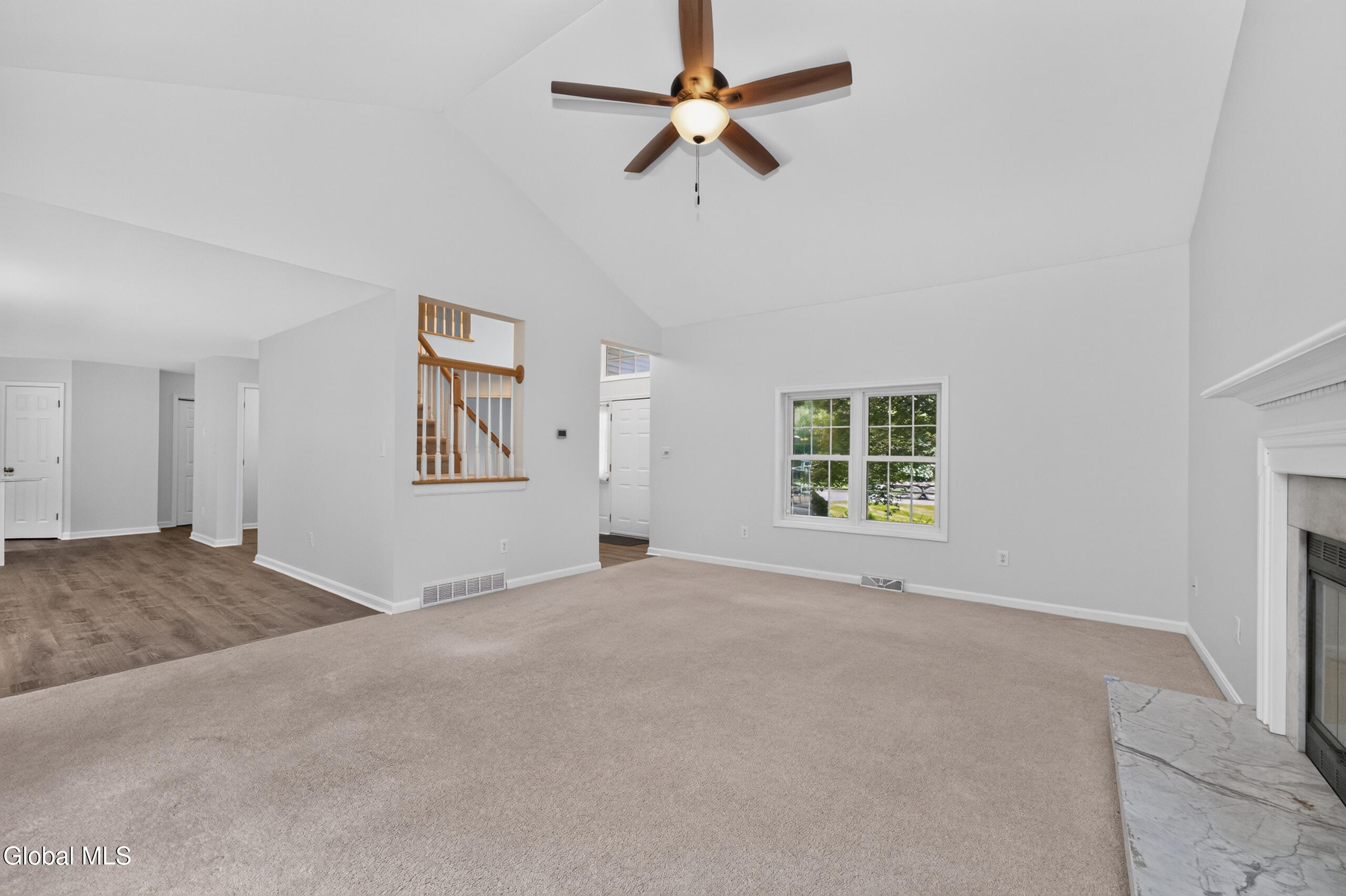 12 Four Leaf Manor Clifton Park NY 12148