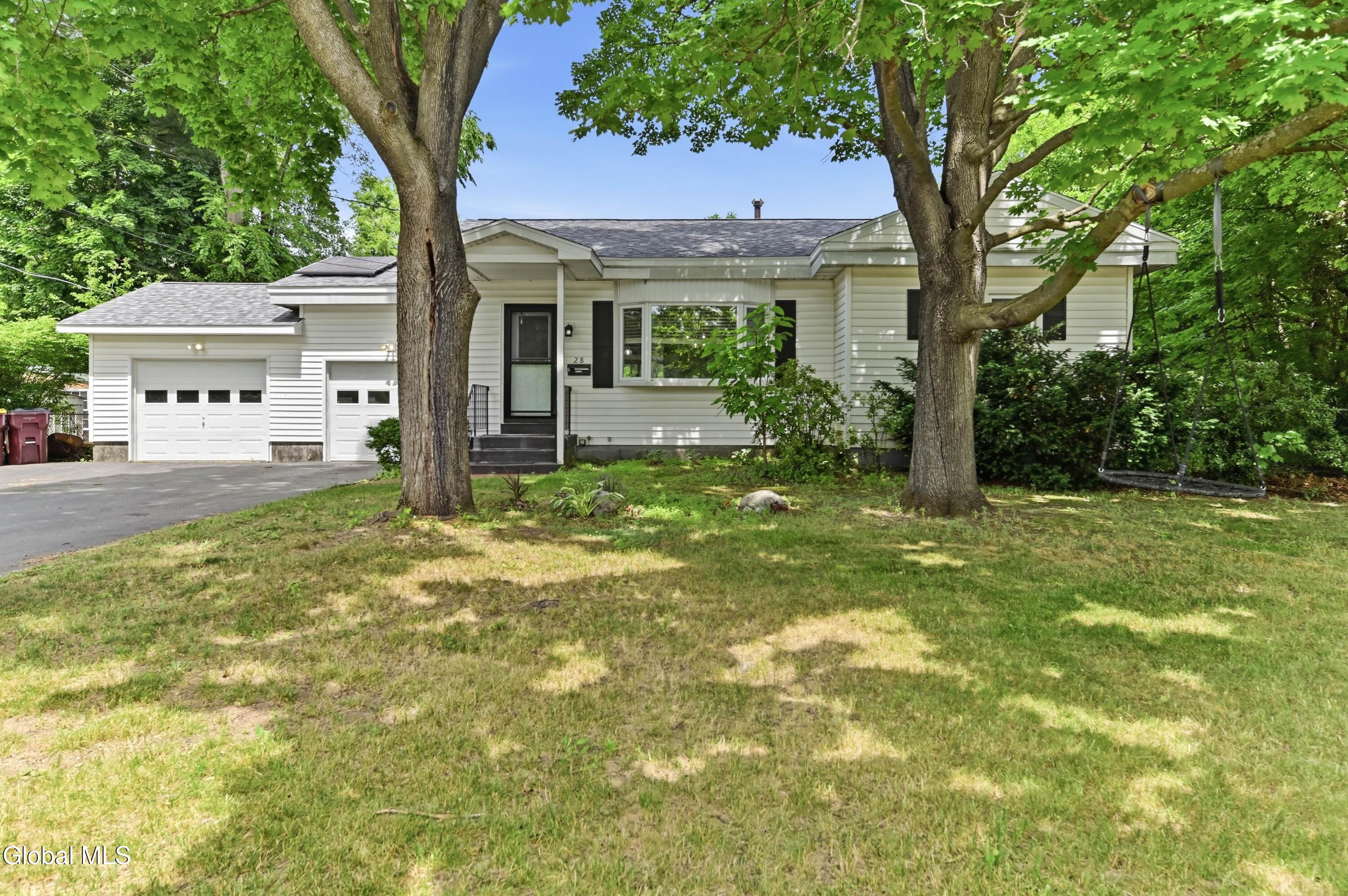 28 Lee Avenue Schenectady NY 12303