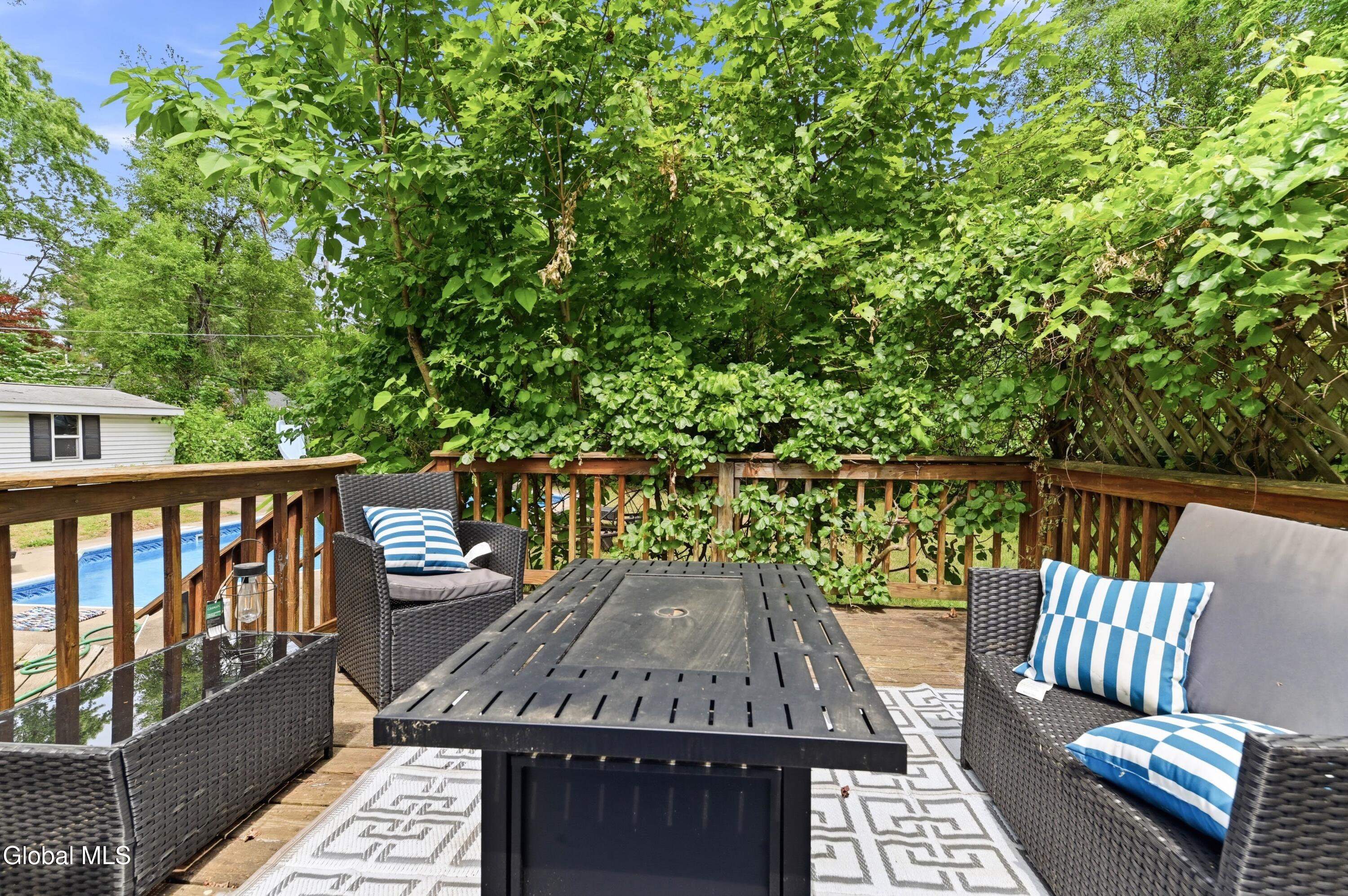 28 Lee Avenue Schenectady NY 12303