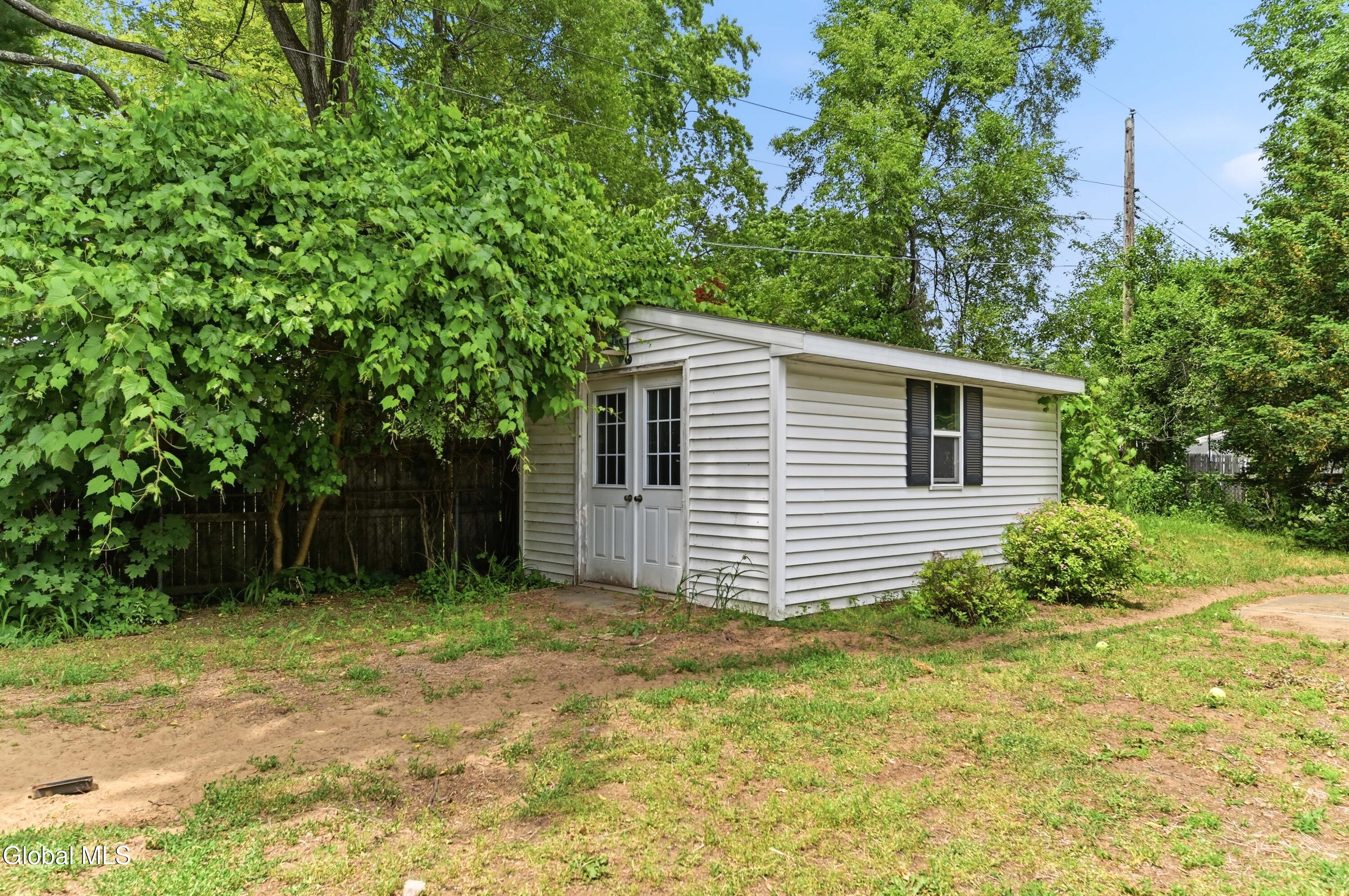 28 Lee Avenue Schenectady NY 12303