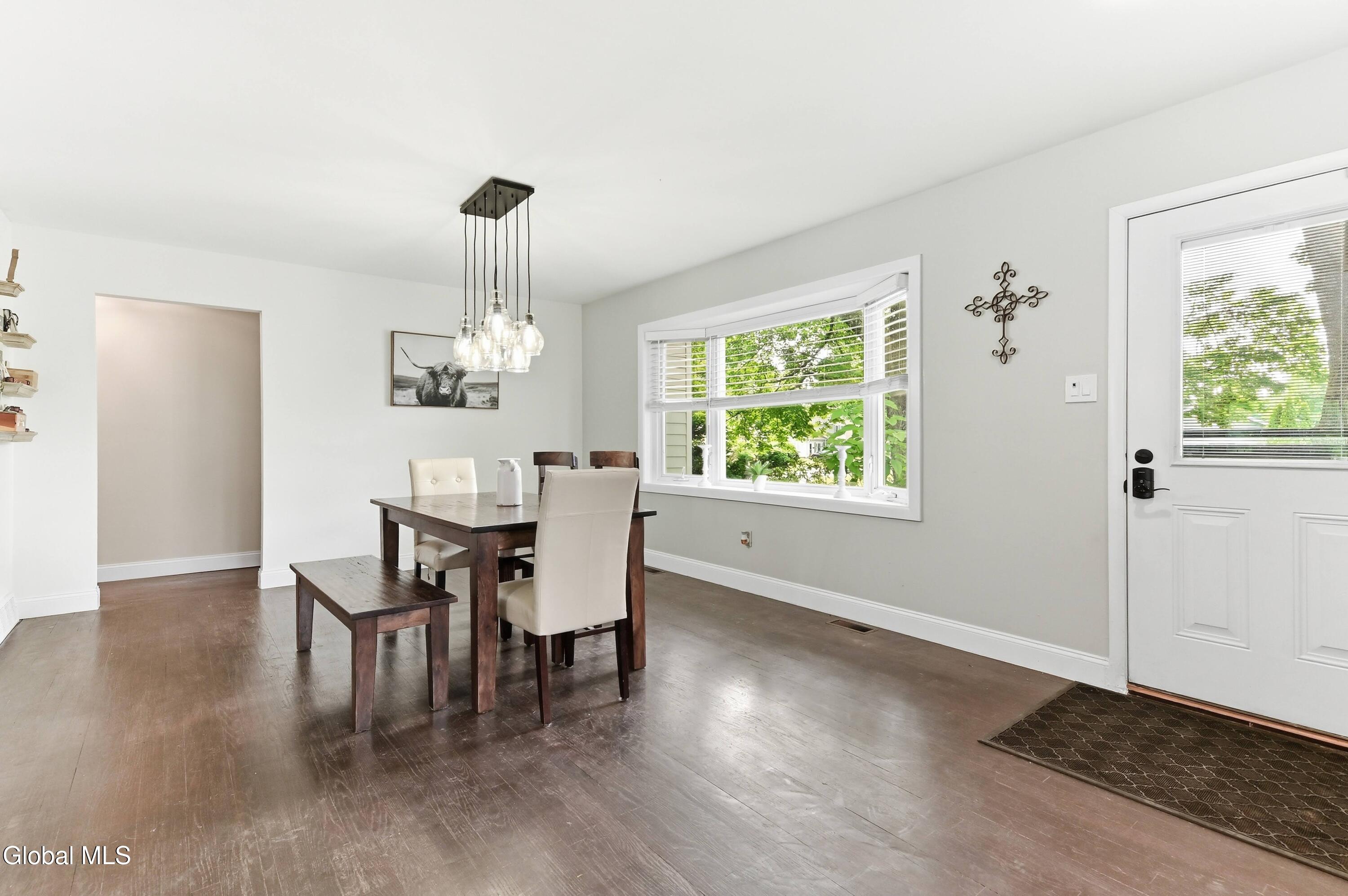 28 Lee Avenue Schenectady NY 12303