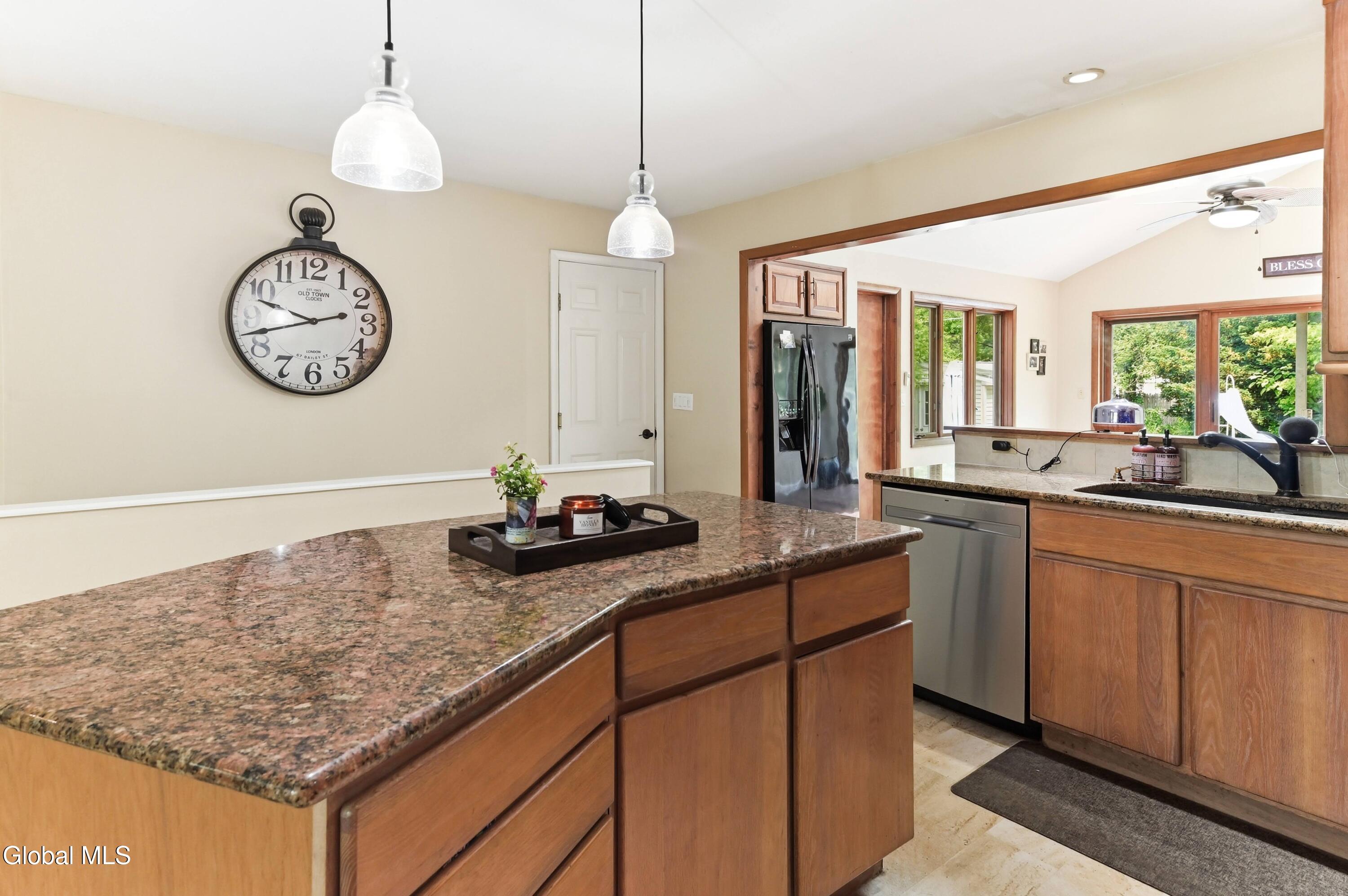 28 Lee Avenue Schenectady NY 12303