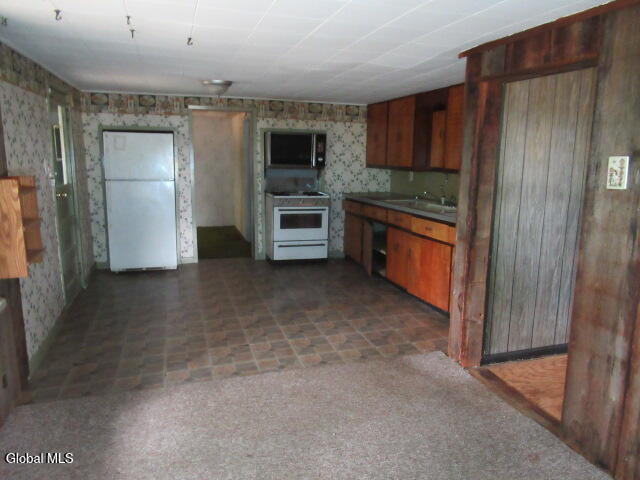 1143 State Route 196 Hudson Falls NY 12839
