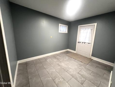 21 Wells Street Gloversville NY 12078