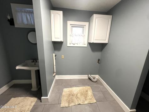 21 Wells Street Gloversville NY 12078