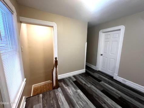 21 Wells Street Gloversville NY 12078