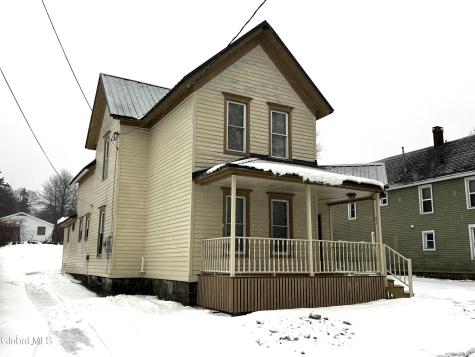 21 Wells Street Gloversville NY 12078