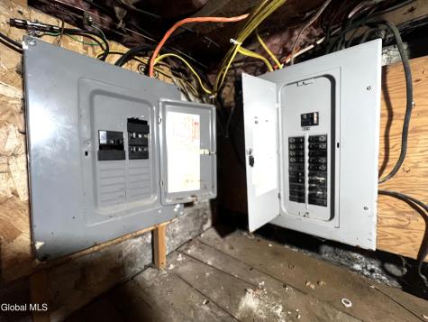 21 Wells Street Gloversville NY 12078