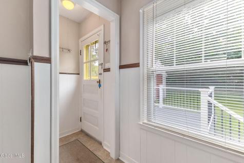 11 Fuller Terrace Colonie NY 12205
