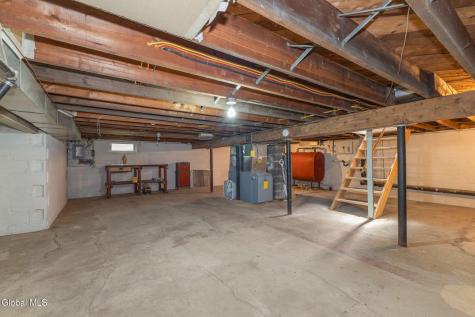 11 Fuller Terrace Colonie NY 12205