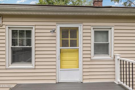 11 Fuller Terrace Colonie NY 12205