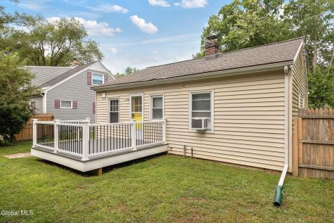 11 Fuller Terrace Colonie NY 12205