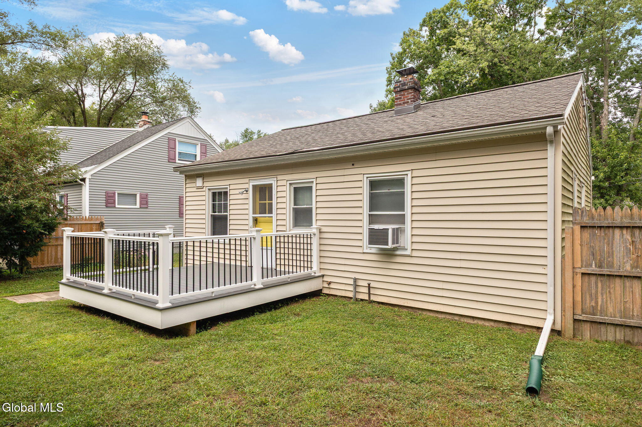 11 Fuller Terrace Colonie NY 12205