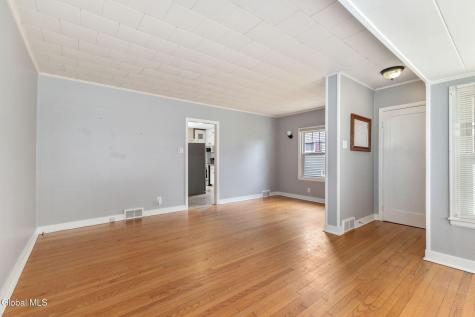 11 Fuller Terrace Colonie NY 12205