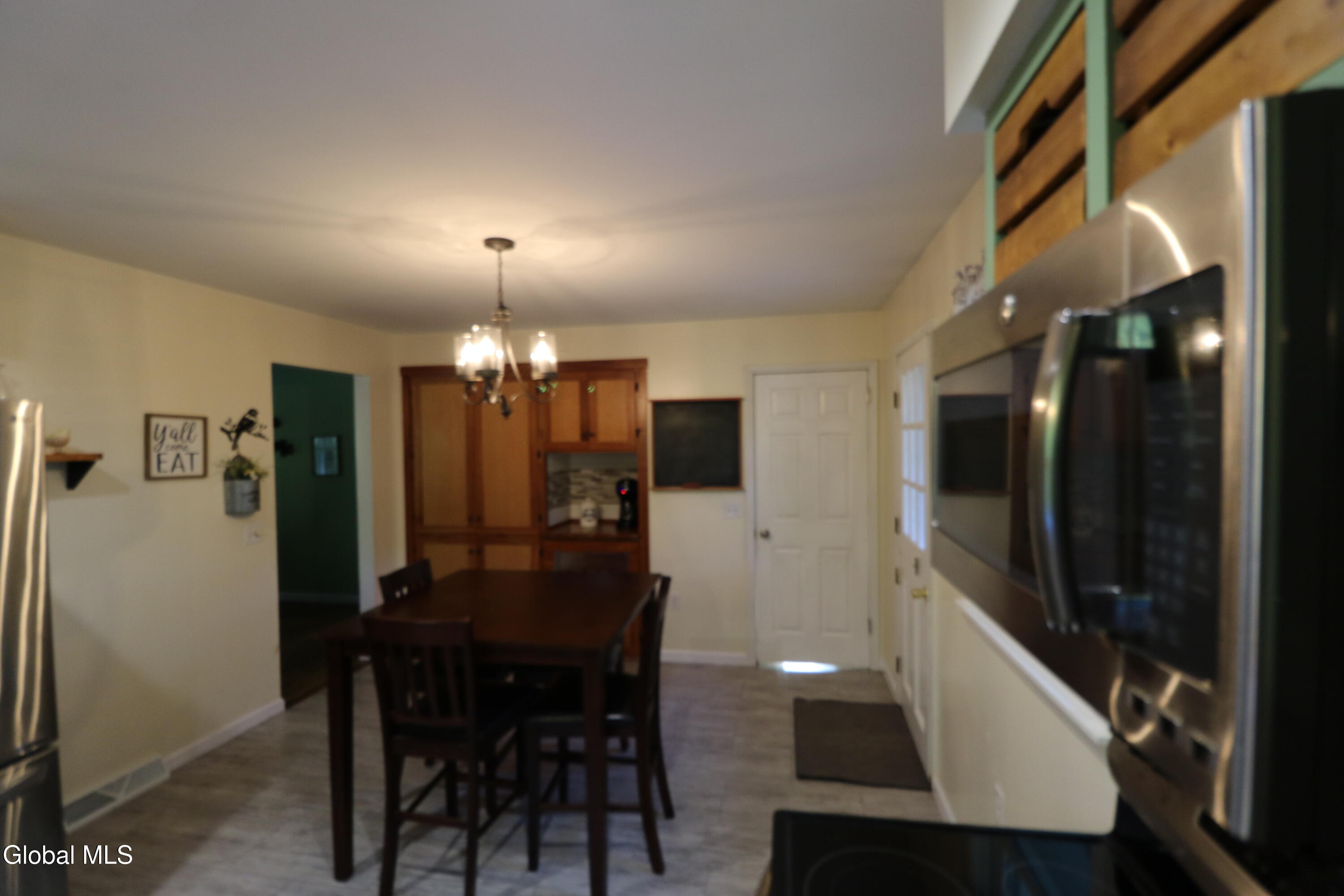 47 Snake Hill Road Glenville NY 12302