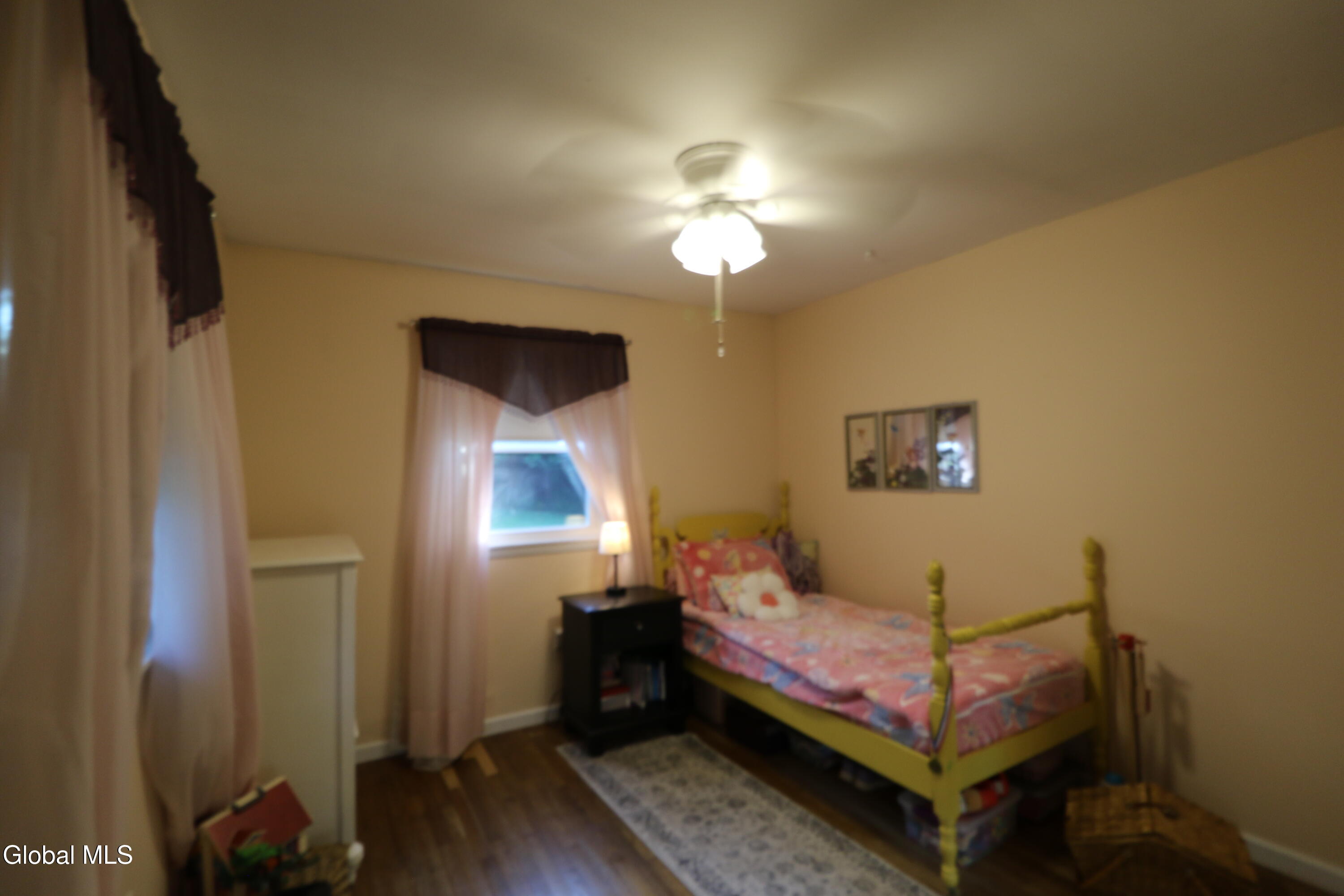 47 Snake Hill Road Glenville NY 12302