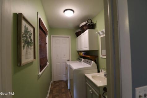 47 Snake Hill Road Glenville NY 12302