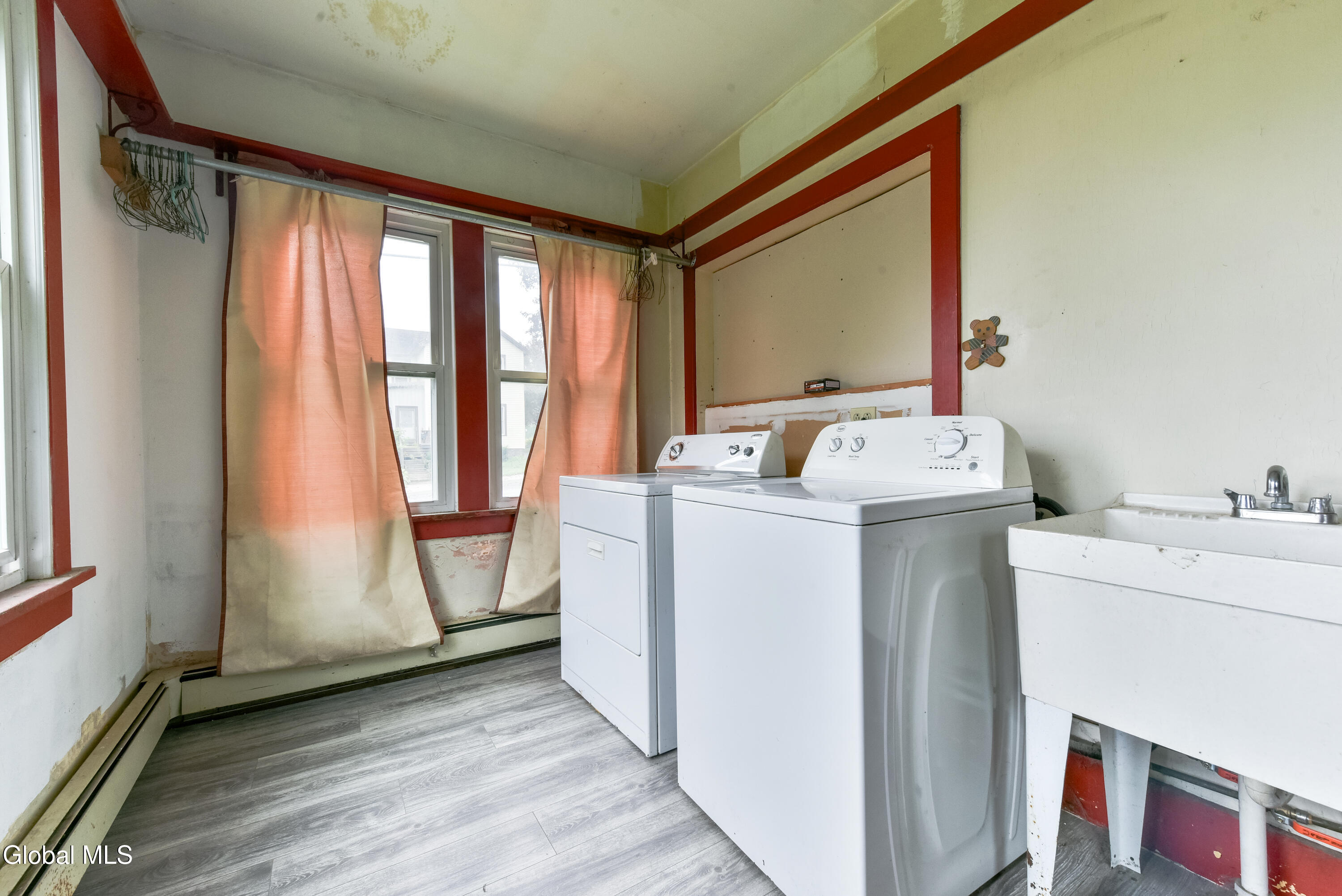 207 Oak Street Corinth NY 12822