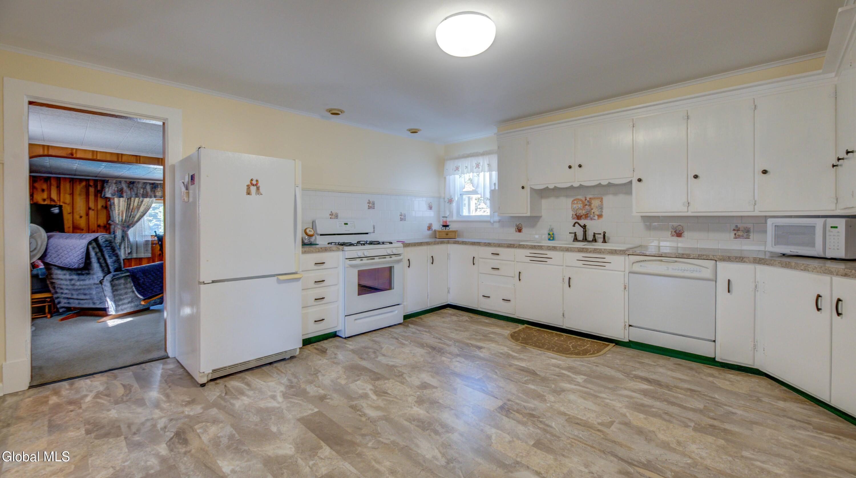 51 Johnson Road Edinburg NY 12134