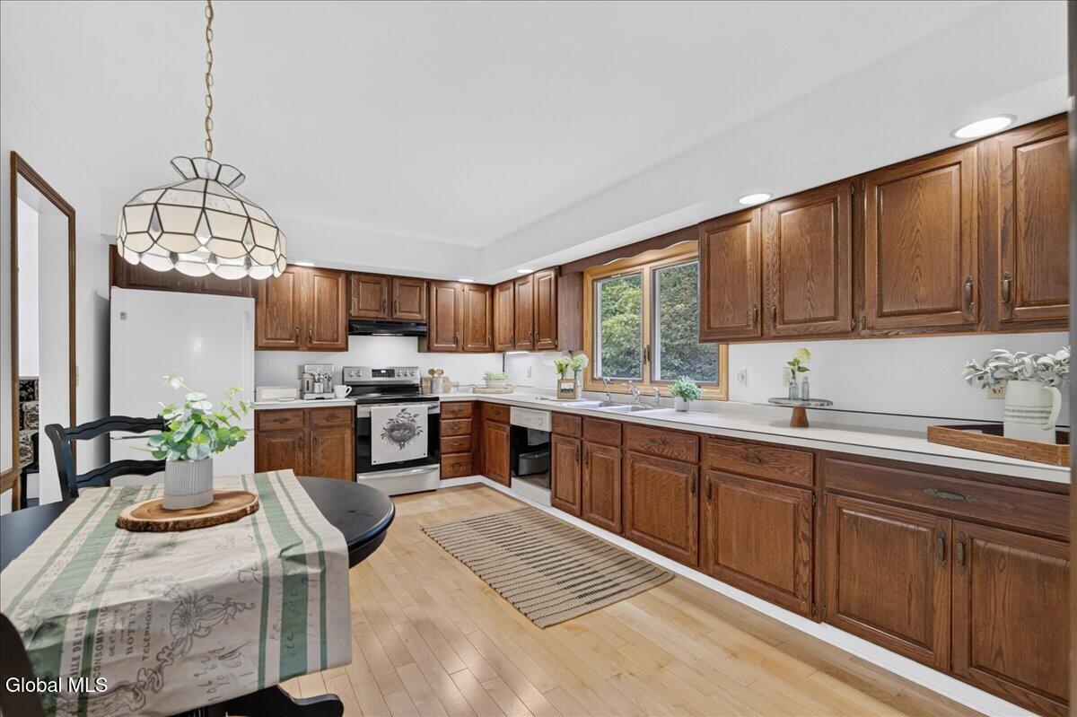 11 Laurel Drive Loudonville NY 12211
