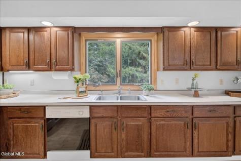 11 Laurel Drive Loudonville NY 12211