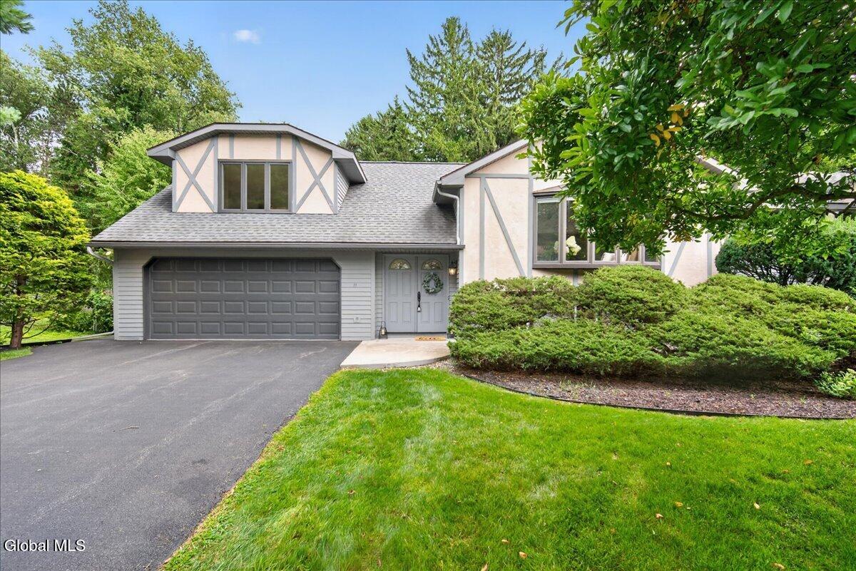 11 Laurel Drive Loudonville NY 12211