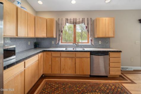 1 Birch Lane Rensselaer NY 12144