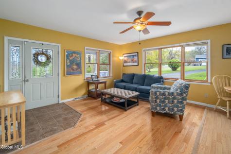 1 Birch Lane Rensselaer NY 12144