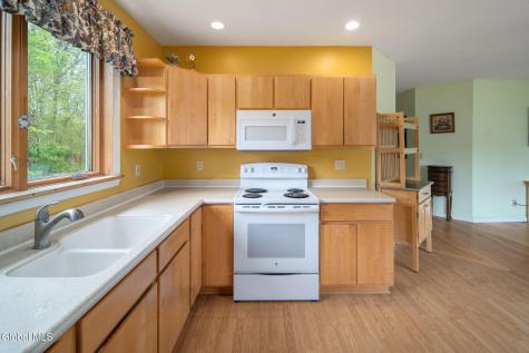 1 Birch Lane Rensselaer NY 12144