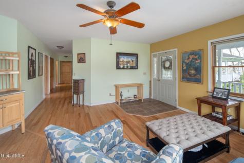 1 Birch Lane Rensselaer NY 12144