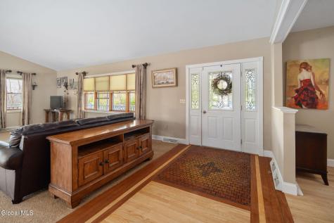 1 Birch Lane Rensselaer NY 12144