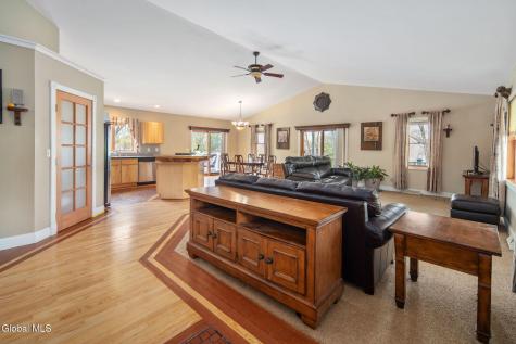 1 Birch Lane Rensselaer NY 12144