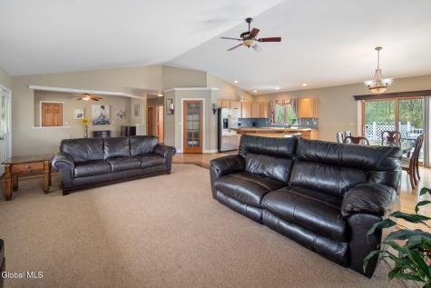 1 Birch Lane Rensselaer NY 12144