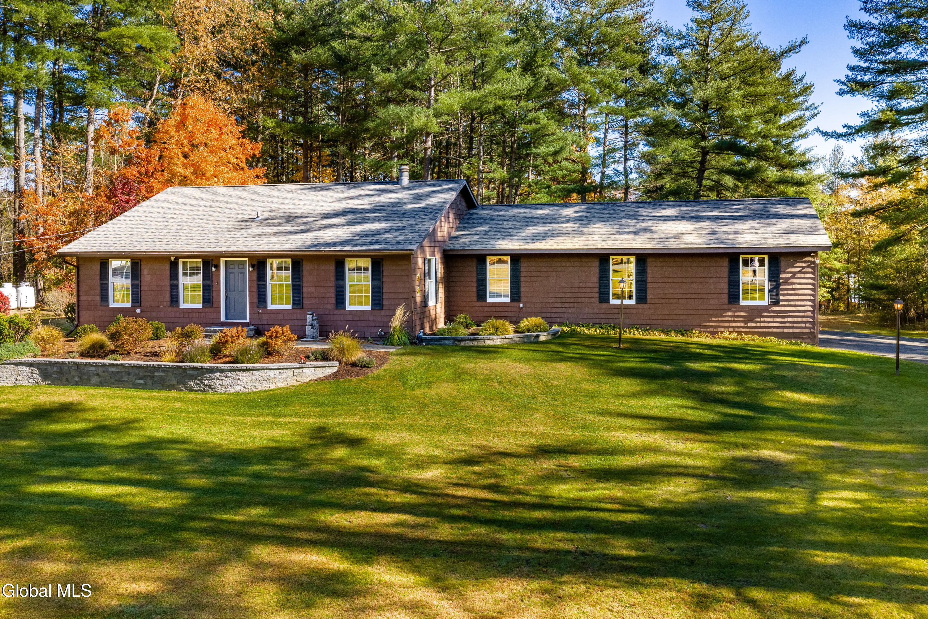 4 Boyce Road Nassau NY 12123