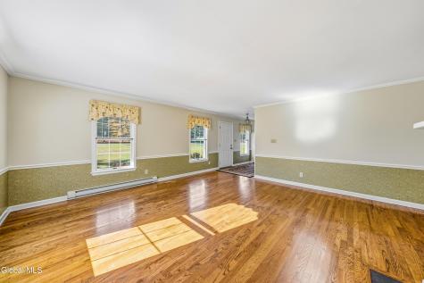 4 Boyce Road Nassau NY 12123