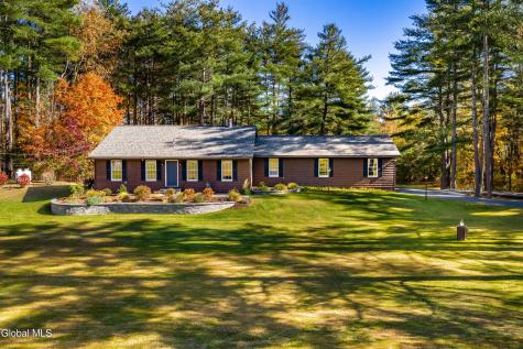 4 Boyce Road Nassau NY 12123