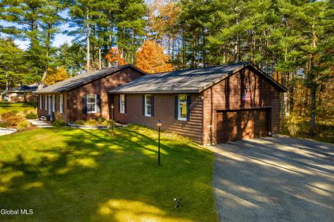 4 Boyce Road Nassau NY 12123