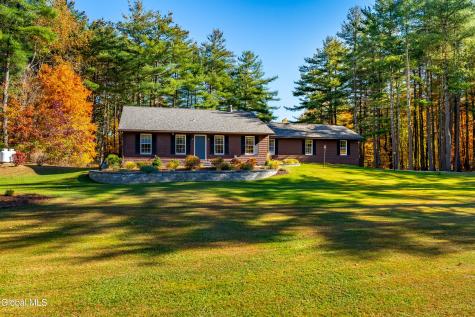 4 Boyce Road Nassau NY 12123