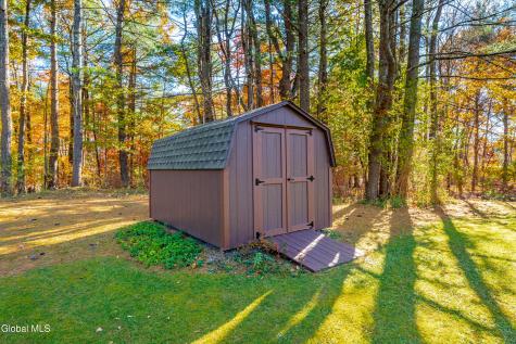 4 Boyce Road Nassau NY 12123